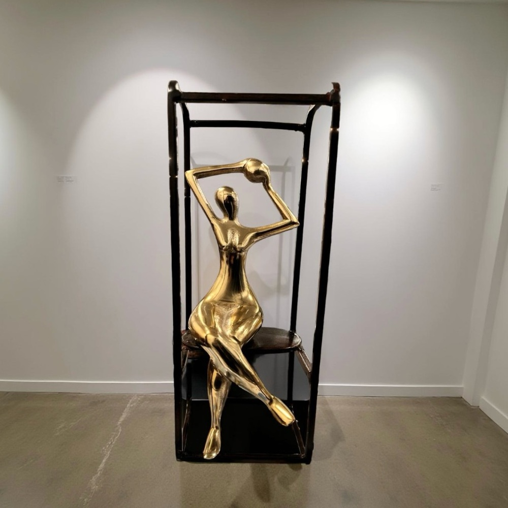 Art Deco. Brass Sculpture Black Frame Brass Statue - Mid Century Modern NWT